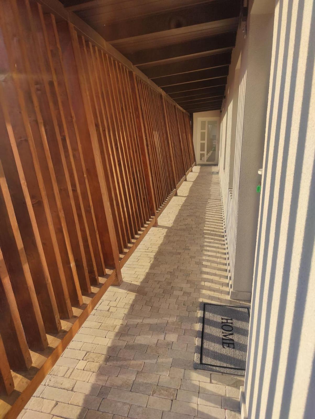 Luxus Cluj Airport Apartments Dış mekan fotoğraf