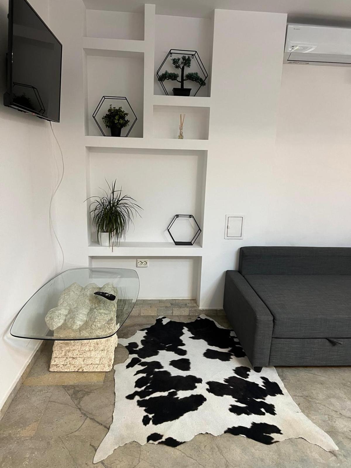 Luxus Cluj Airport Apartments Dış mekan fotoğraf