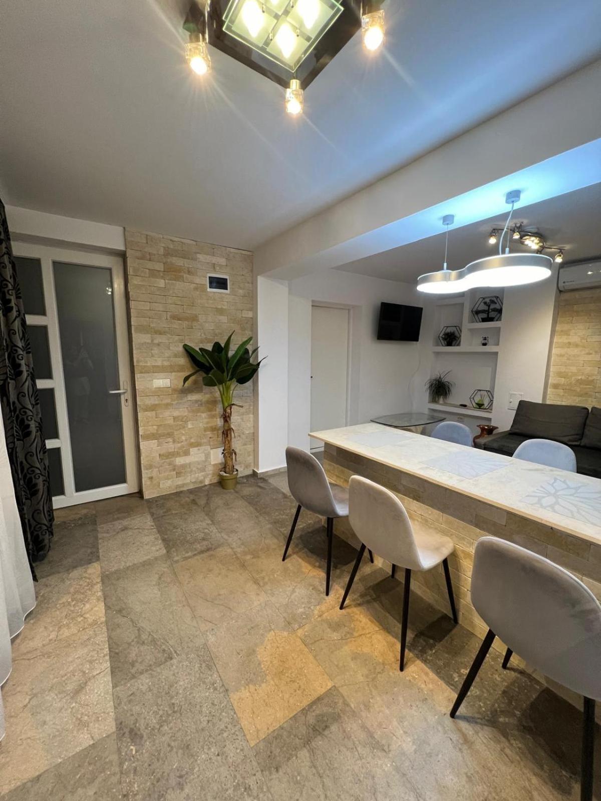 Luxus Cluj Airport Apartments Dış mekan fotoğraf