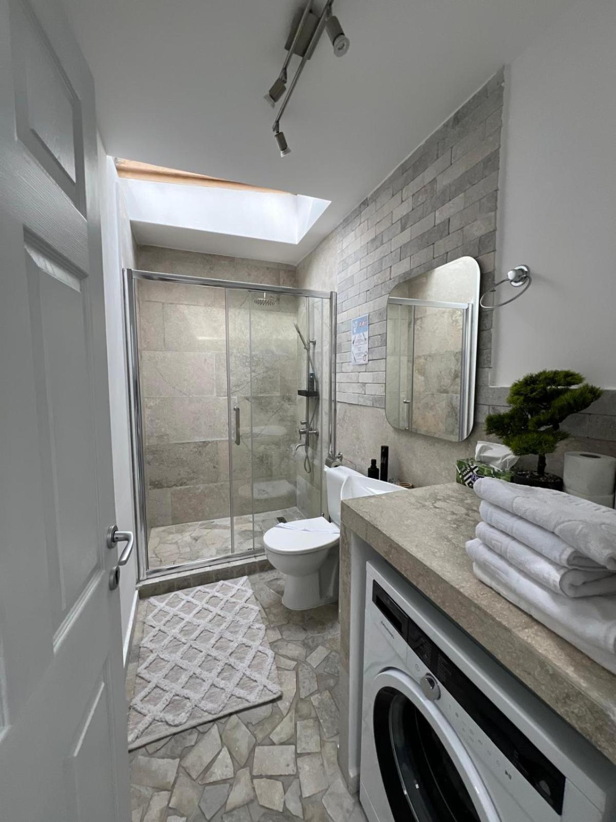 Luxus Cluj Airport Apartments Dış mekan fotoğraf
